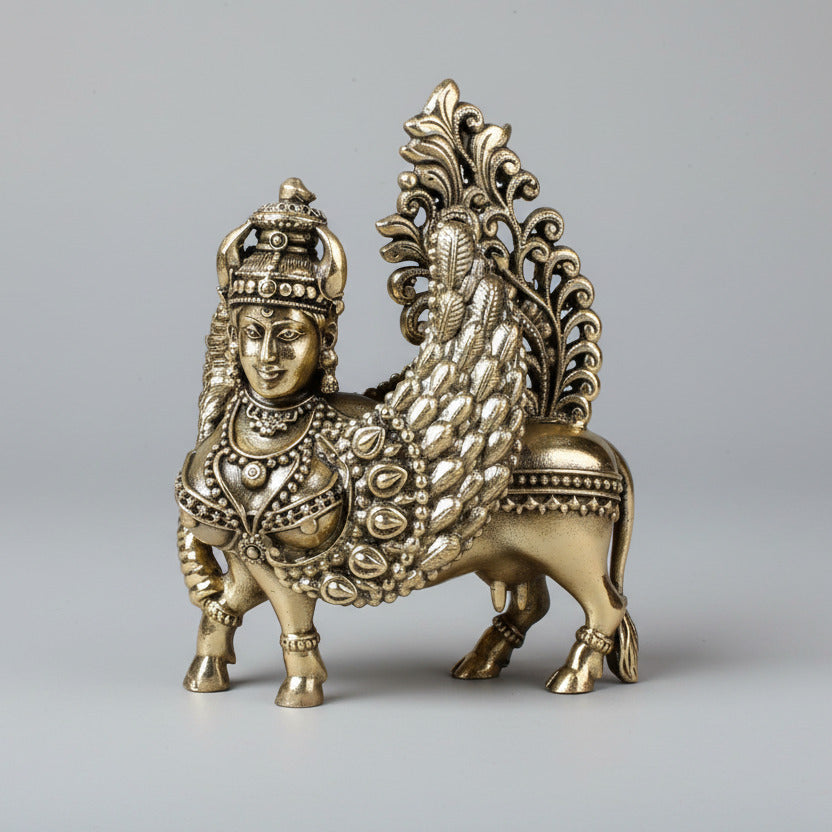 Kamdhenu Mata Ashtadhatu Idol