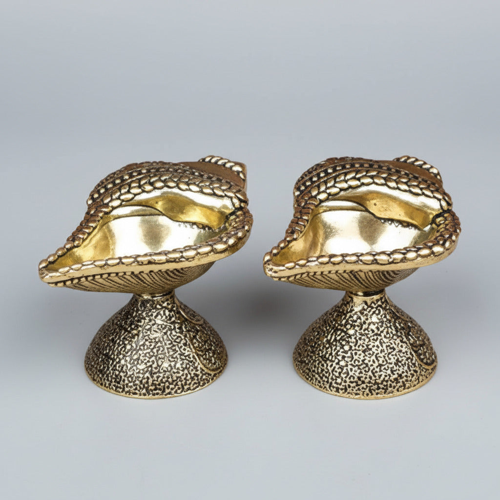 Ashtadhatu Shankh Diya Set Of 2