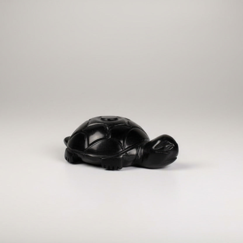 Black Jade Kurma