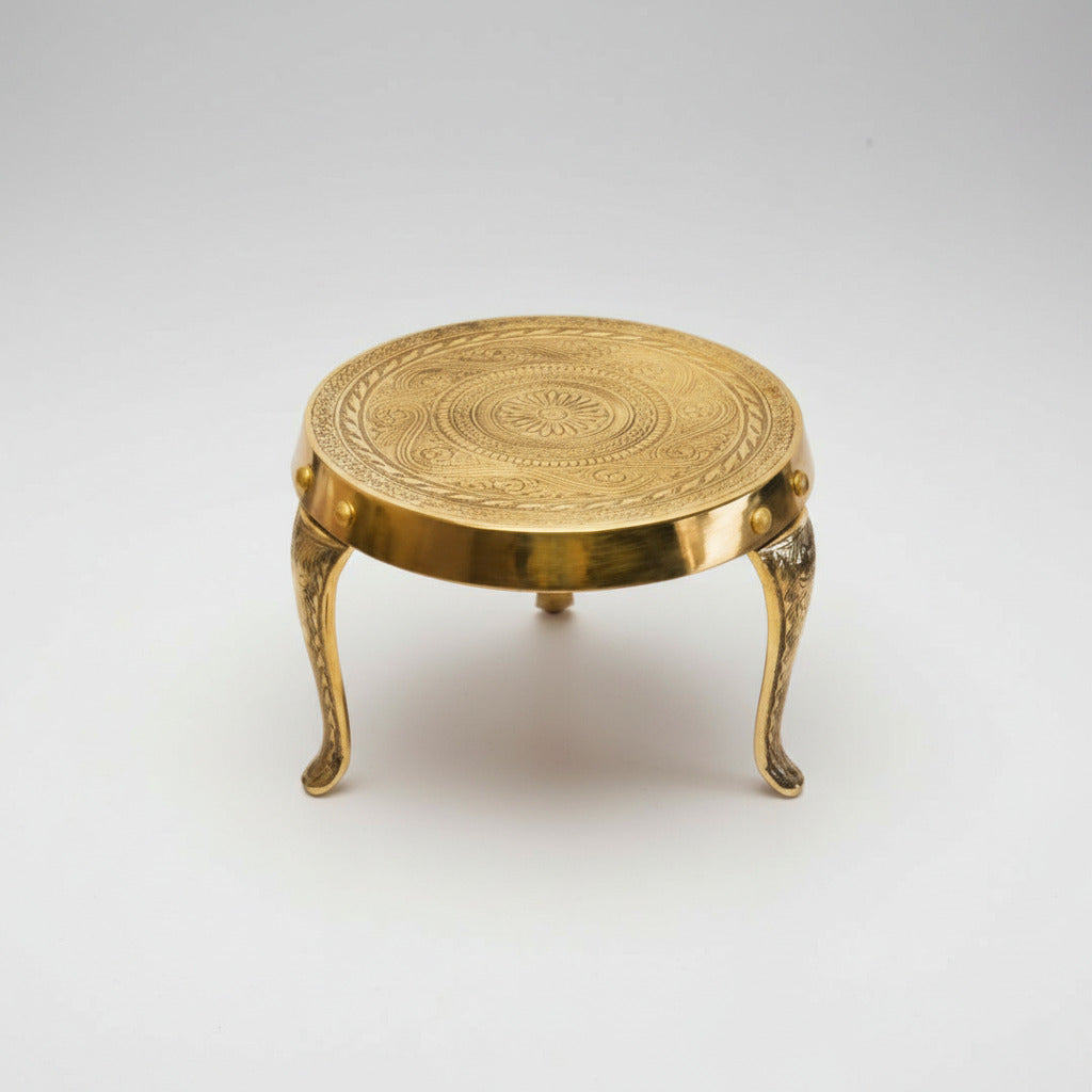 Floral Pedestal In Brass-Large
