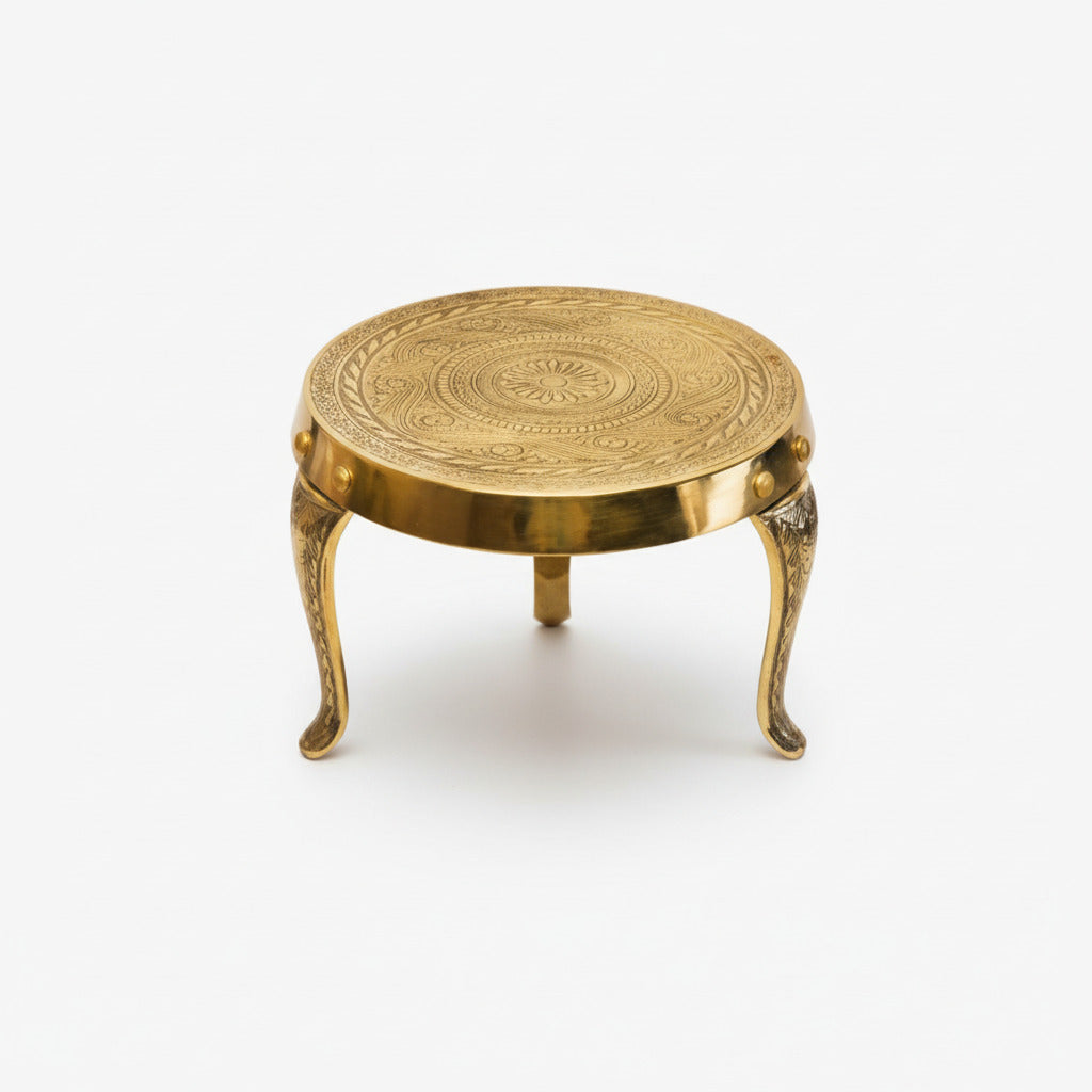 Floral Pedestal In Brass-Small