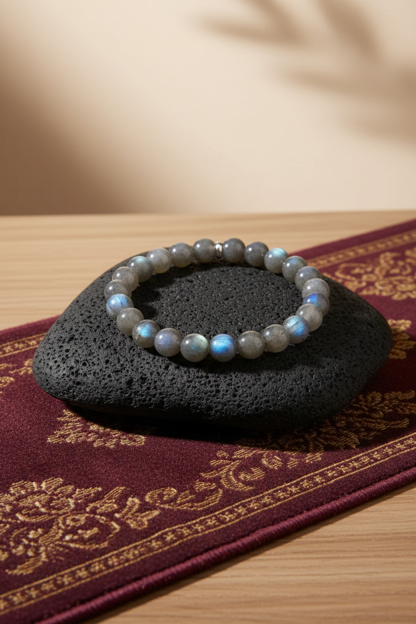 Natural Labradorite Bracelet – 8mm Gemstone Bracelet for Healing, Meditation & Positive Energy