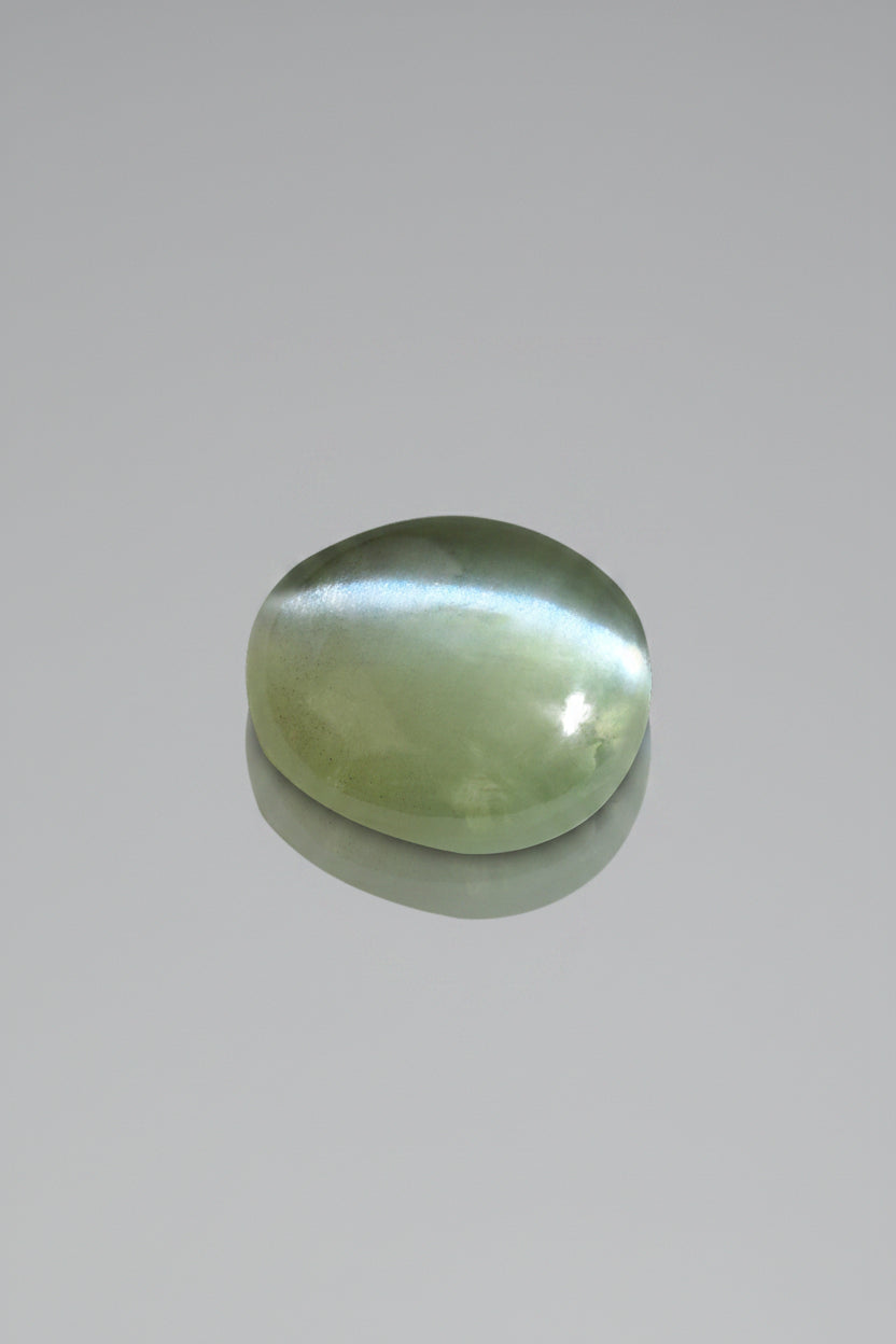 Kanak Kheth Cats Eye Stone - 3 Carat | Rare Golden Chrysoberyl for Ketu