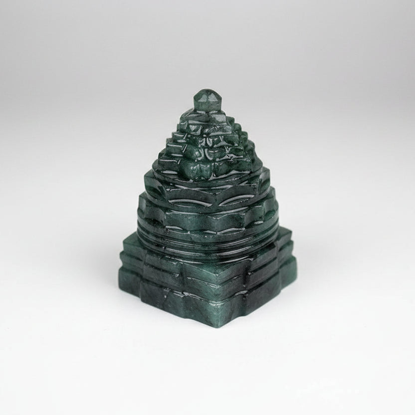 Emerald Shree Yantra 305 carats