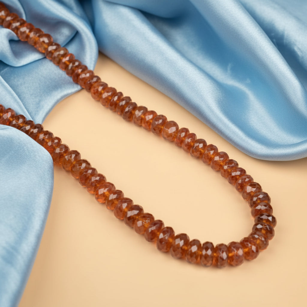 Faceted Gomed Button Shape Beads Necklace