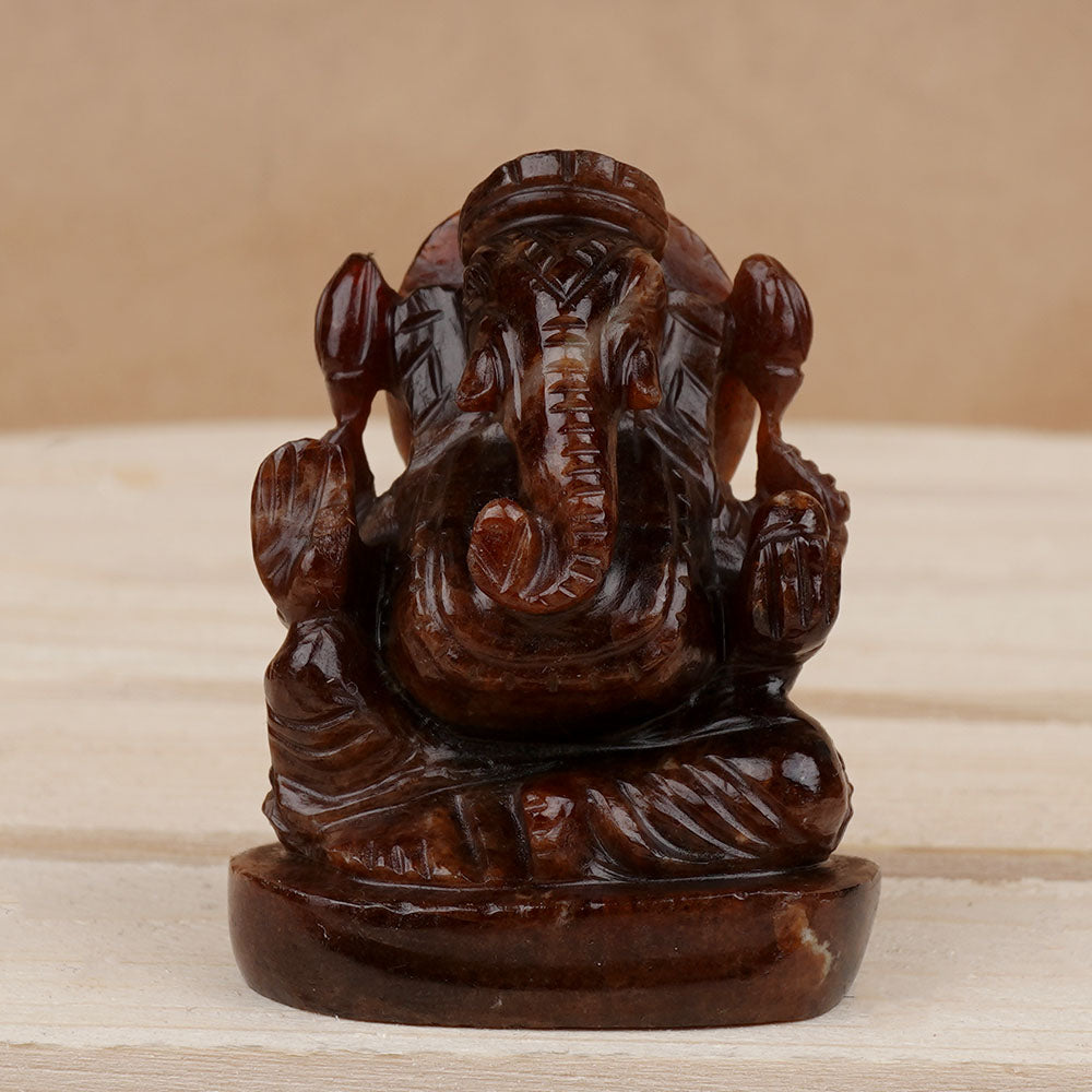 Gomed Ganesha Idol - 62 gms