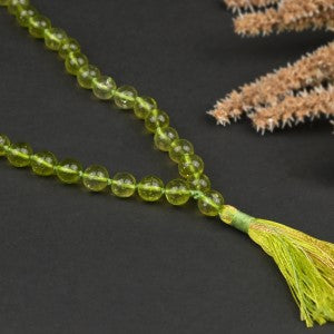 Peridot Round Mala with Knot-8 mm