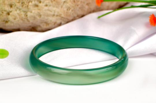 Green Agate Bangle (VI)