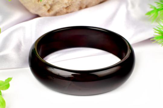 Black Agate Bangle (VIII)