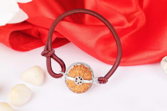  https://dont2qcigdrmt.cloudfront.net/ProductImages/Other_Products/hanuman-bracelet-rrst.jpg