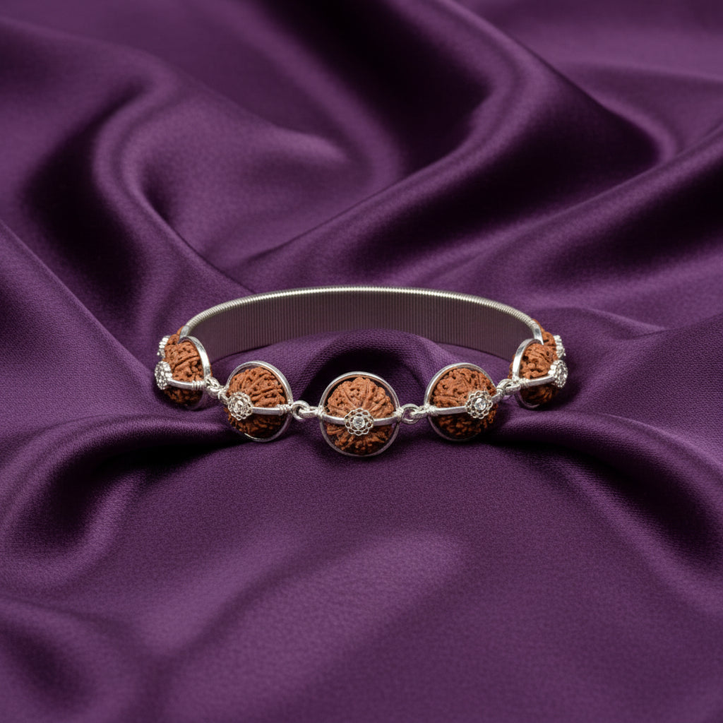 Healing Bracelet-Java-Regular-Silver Basket With Metallic Stretchable Band
