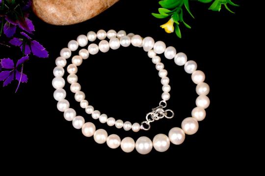 Pearl (Moti) Necklace