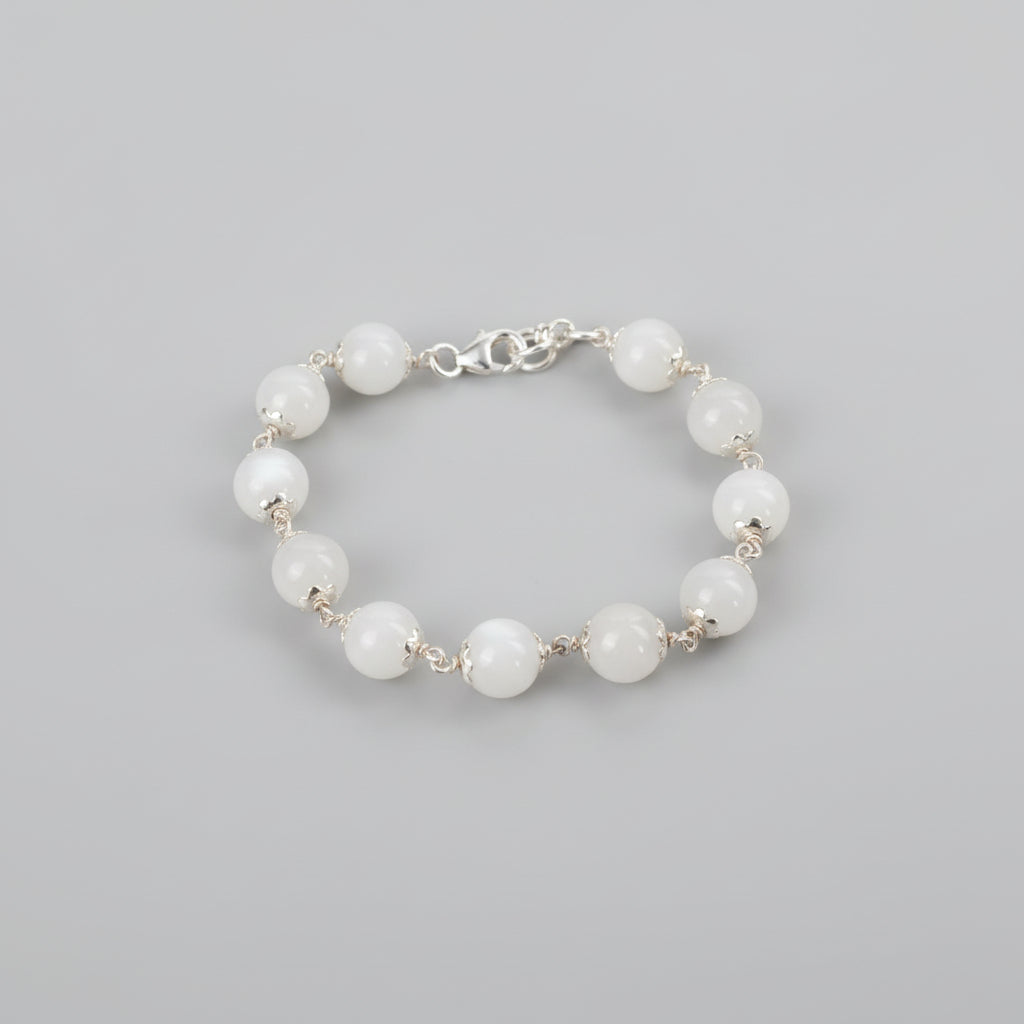 Moonstone Silver Flower Caps Bracelet-8 mm