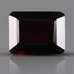 Red Garnet Gem - 5 Carats