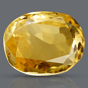 Yellow sapphire - 3.45 Carats
