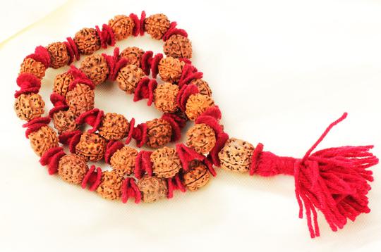 3 Mukhi Mahajwala Kantha-Small-Woolen Spacers