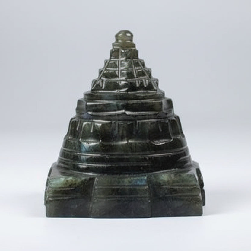 Labradorite Shree Yantra 161 gms