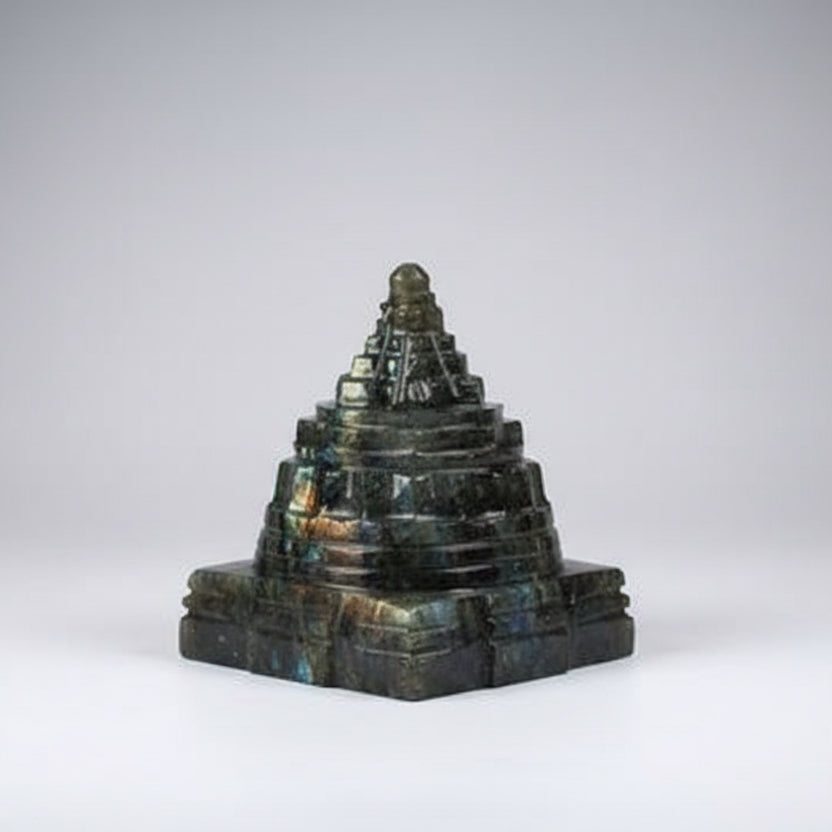 Labradorite Shree Yantra 161 gms