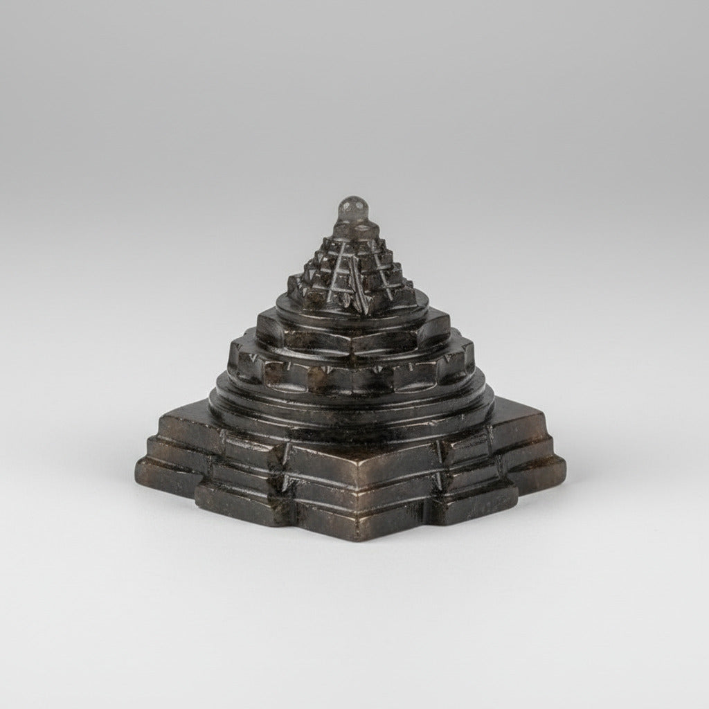 Labradorite Shree Yantra 50 to 60 gms