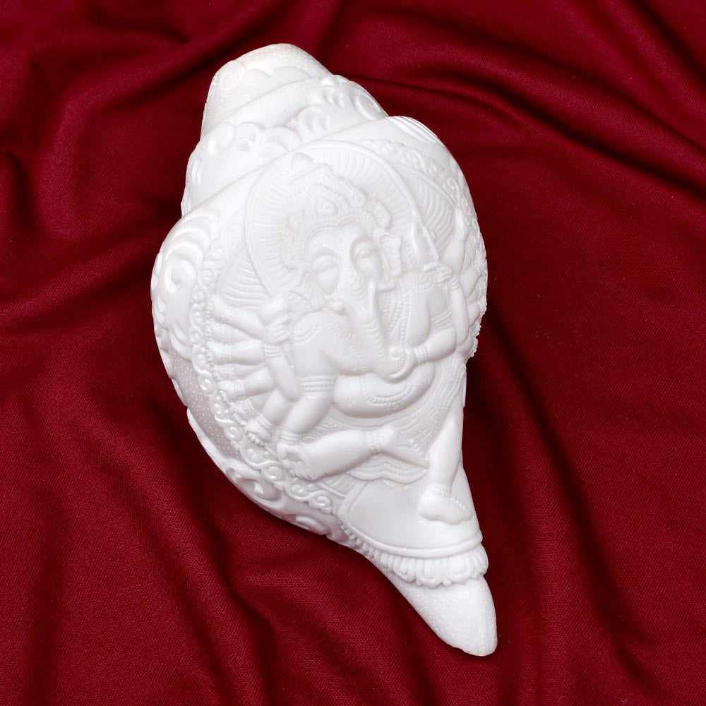 Lord Ganesh Carving Natural Shankh