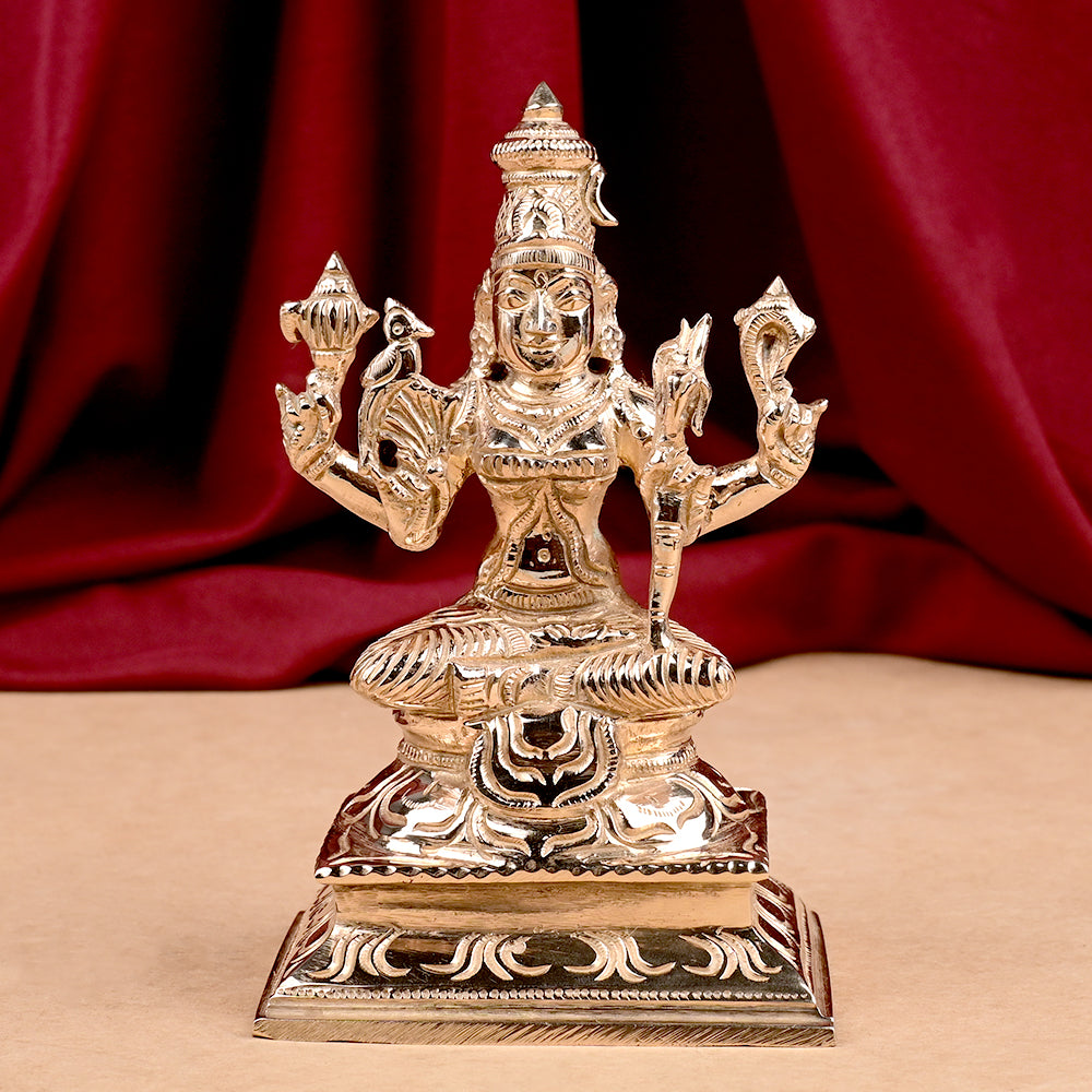 Sri Kanchi Kamakshi Amman in Panchadhatu