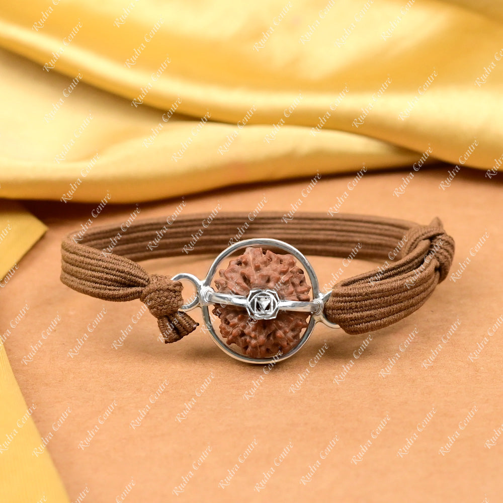 Krishna Bracelet-Nepal-Regular-Silver Basket With Magnetic Band