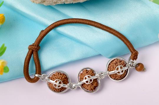 Protection Bracelet (Java)-Large-Silver Basket With Silver Chain