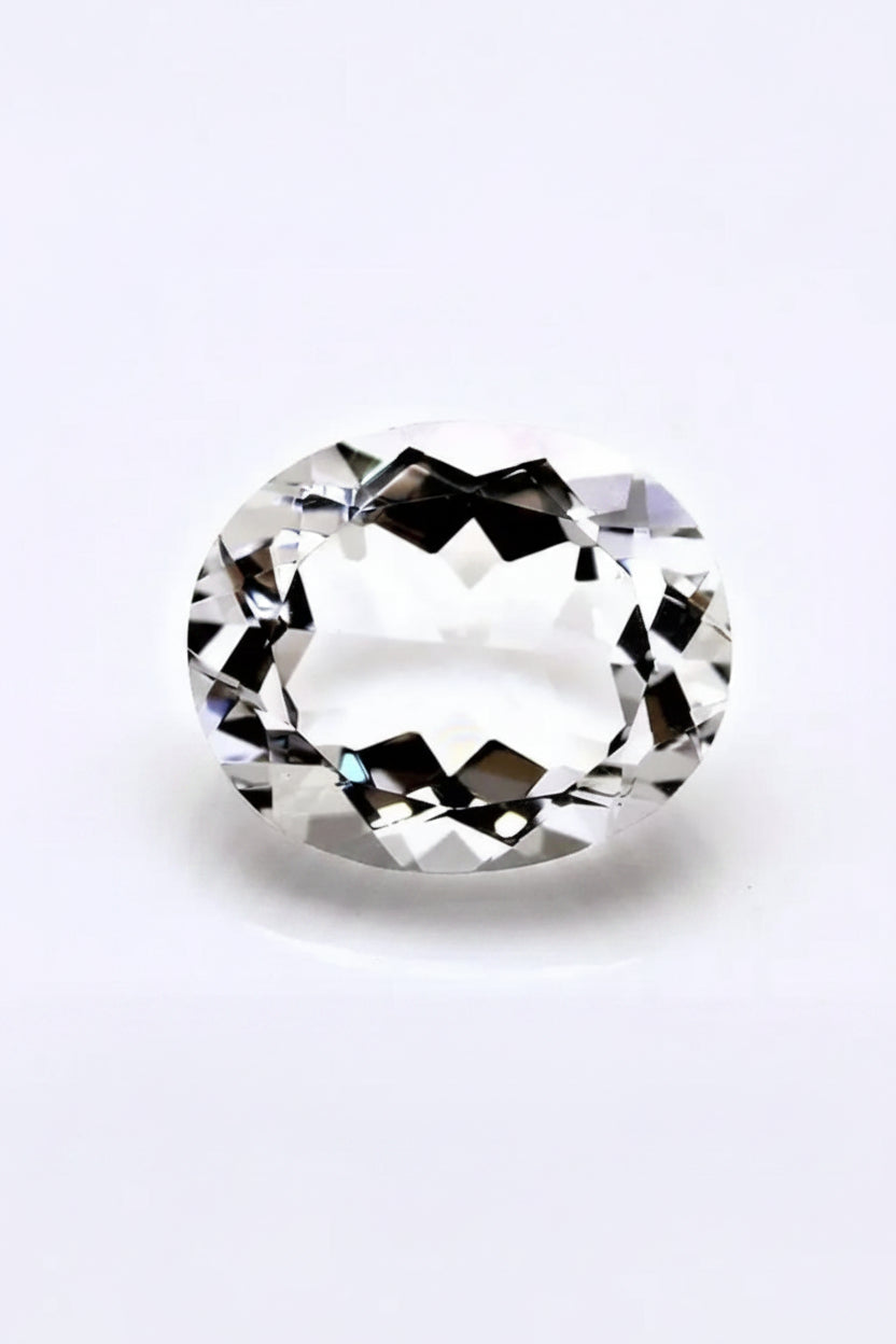 White Topaz Stone - 7 Carat Approx 