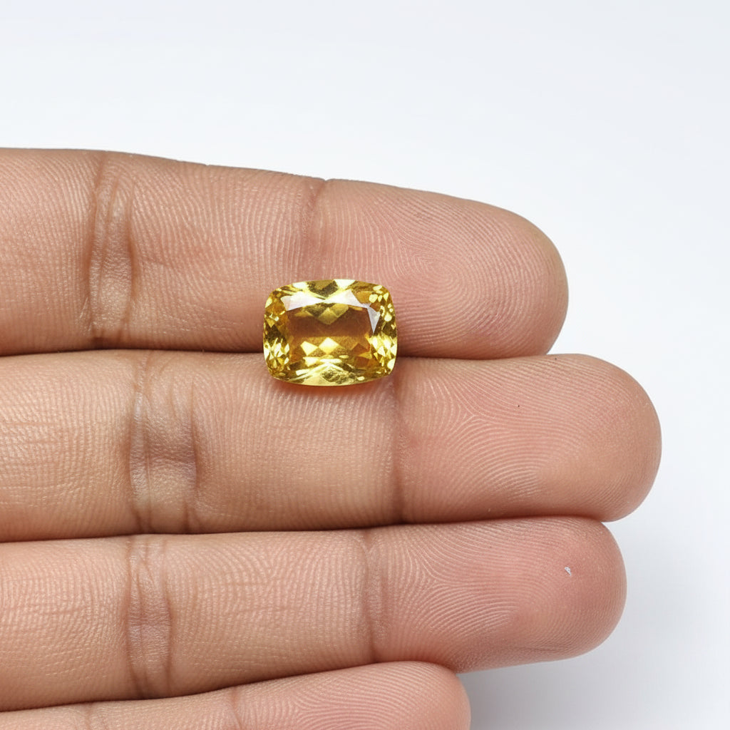 Heliodor Stone - 7 Carat Approx