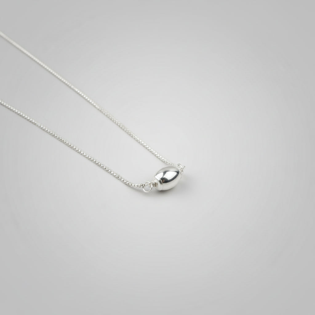 Barrel Parad Gutika Pendant with Silver Caps & Silver Box Chain-17 mm