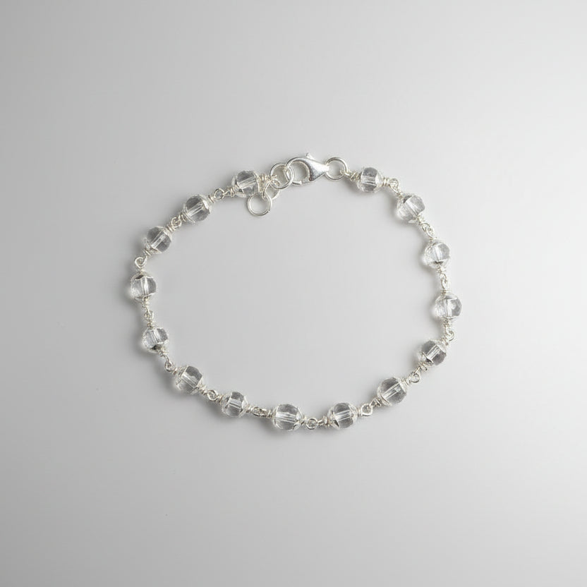 Round Sphatik Bracelet with Silver Caps & Hook-14 mm