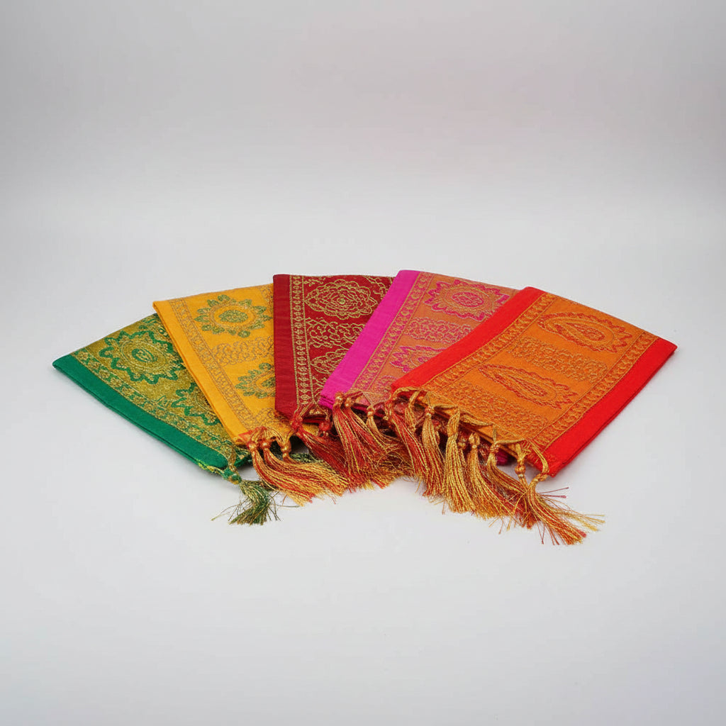 Angavastram Leaf design-Red