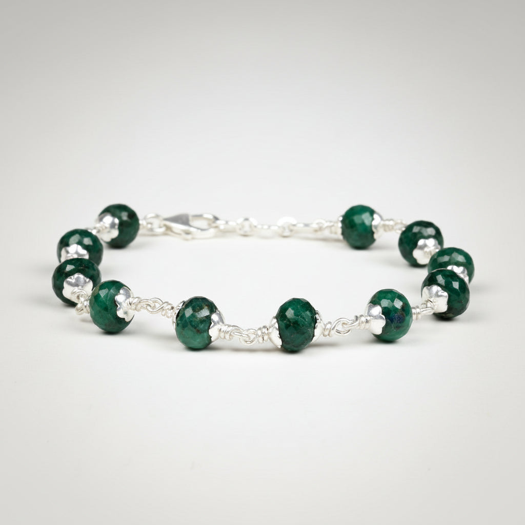 Faceted Emerald 925 Silver Flower Caps Bracelet - 42 Carats