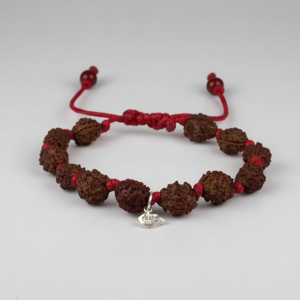 2 Mukhi Moon Bracelet in Thread