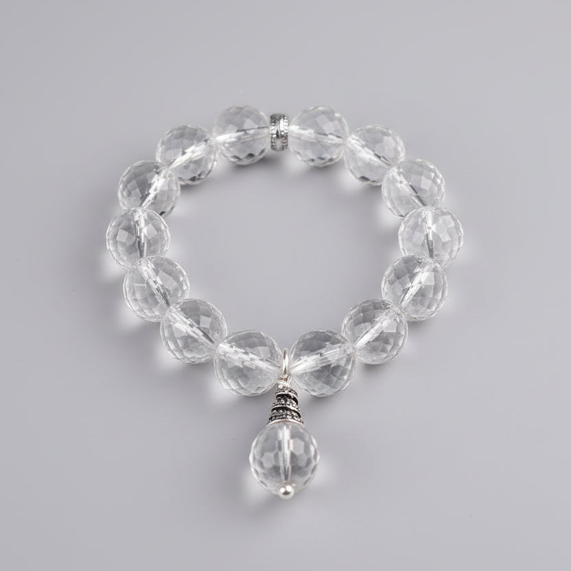 Round Faceted Sphatik Bracelet in Elastic with Trinklet-6 mm