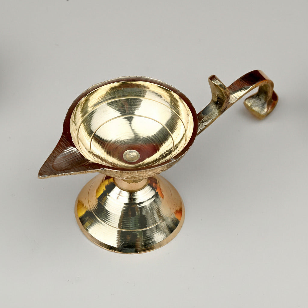 Brass Aarti Diya Oil Lamp