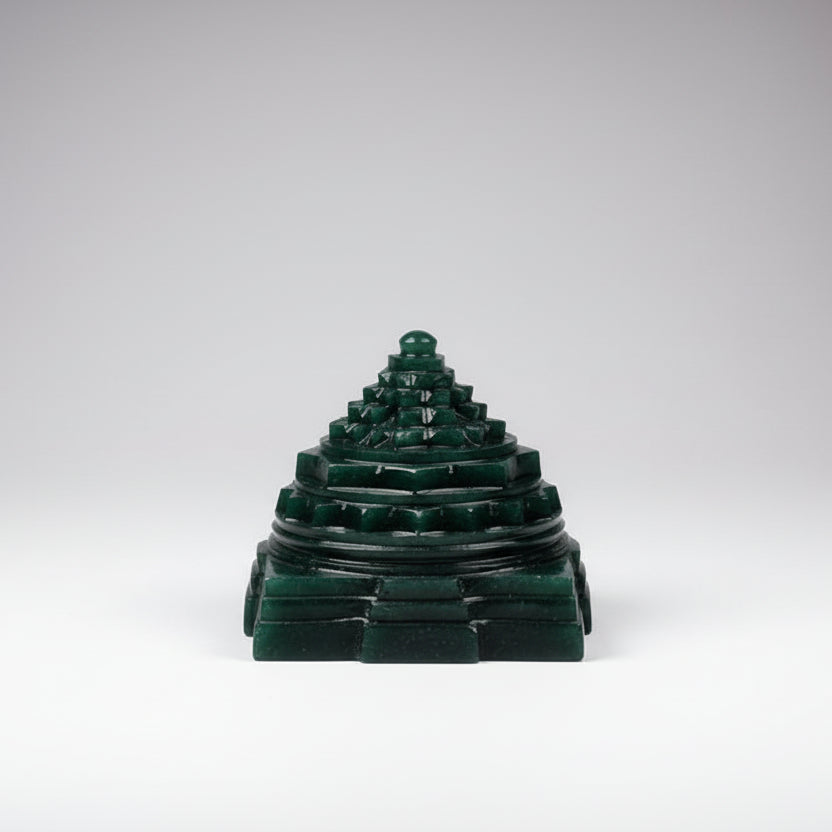 Shree Yantra in Columbian Green Jade 174 gms