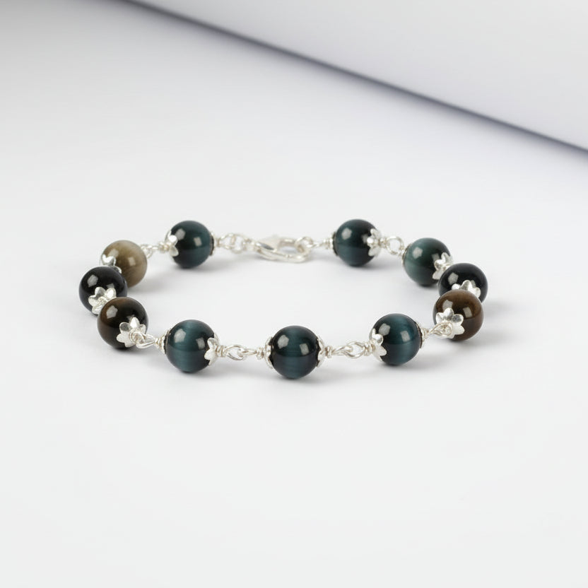 Black Cats Eye Bracelet in Silver Caps (8 mm)