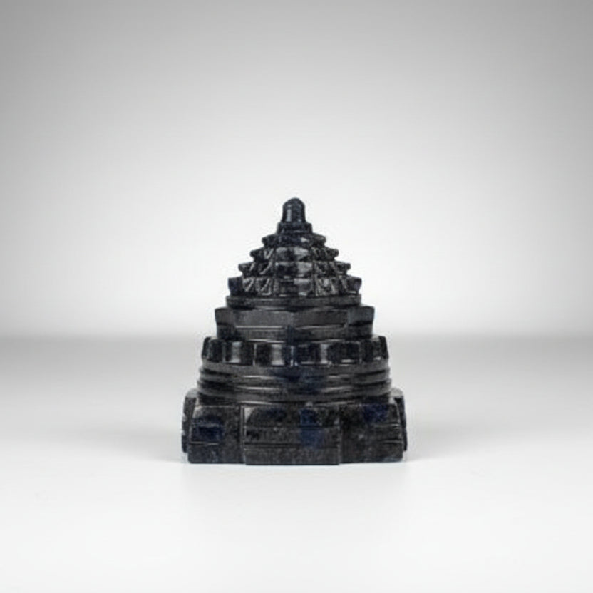 Blue Sodalite Shree Yantra 212 gms
