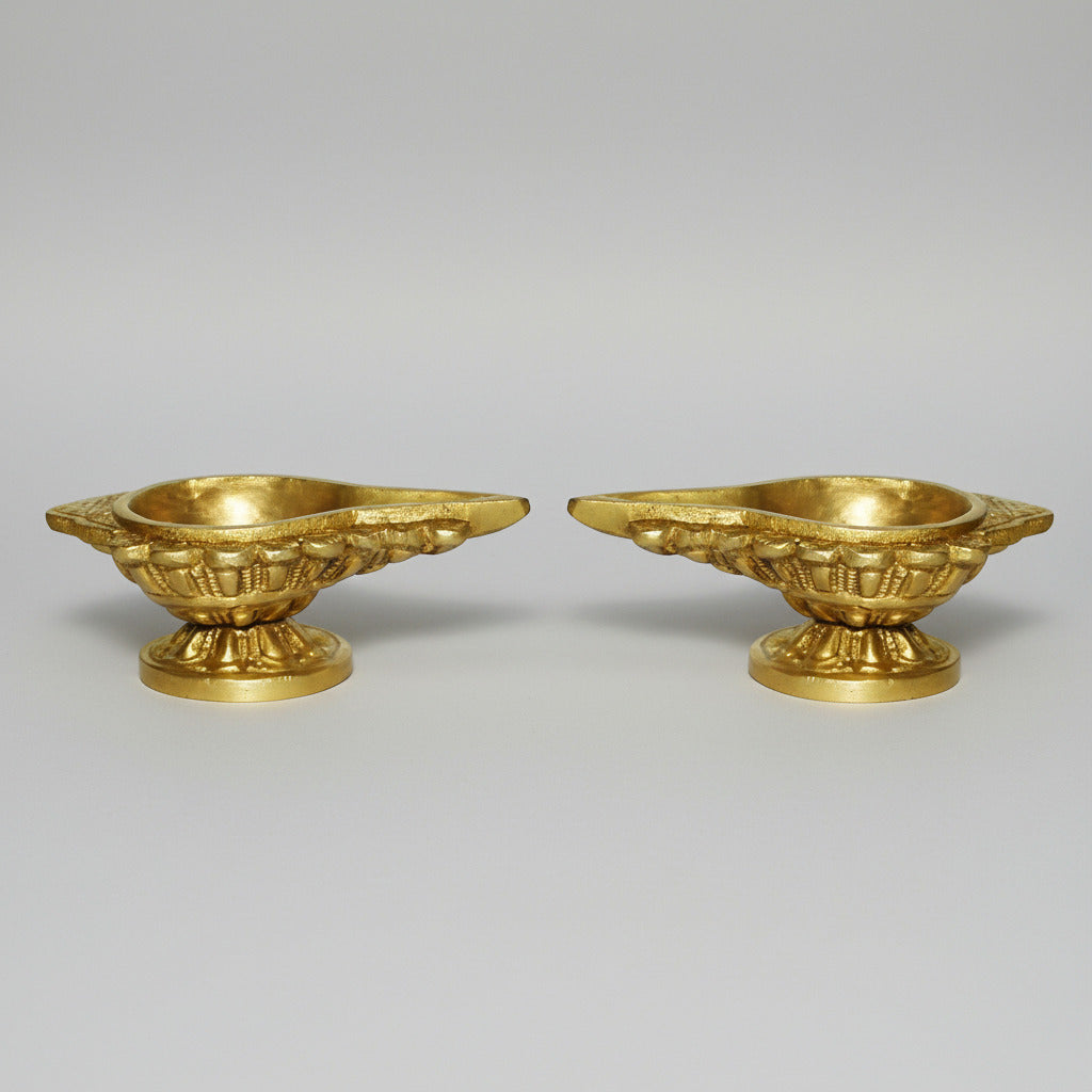 Diya In Brass (Set Of 2) (Design Ii)