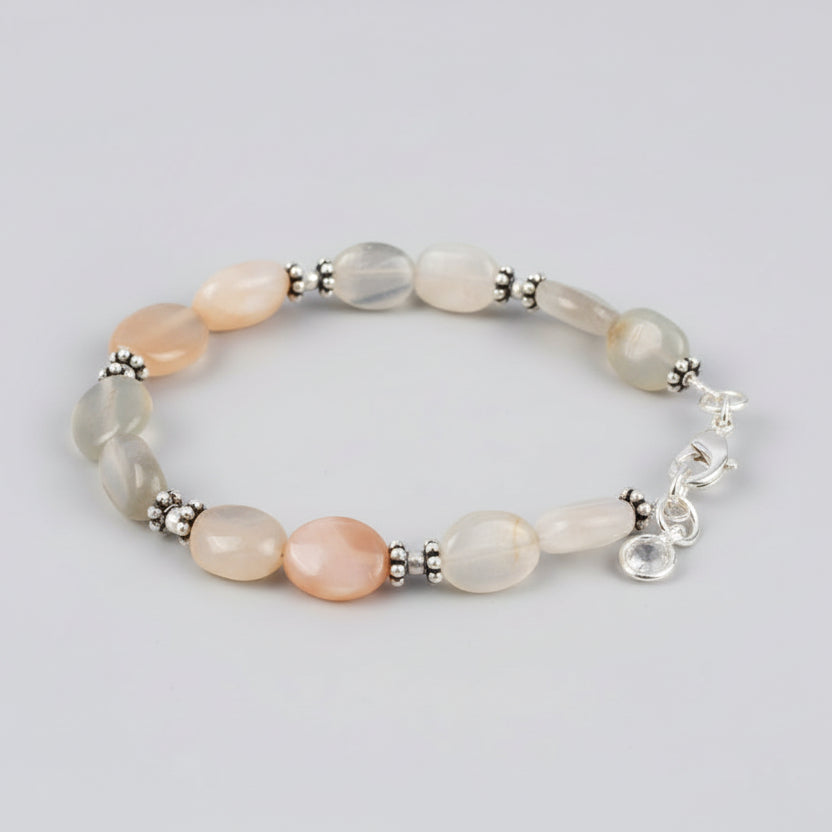 Moonstone Oval 9 mm Bracelet (Design II)