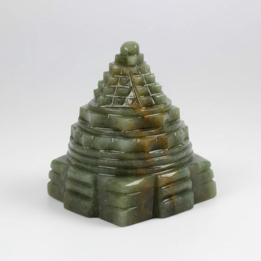 Shree Yantra in Cats Eye 63 gms